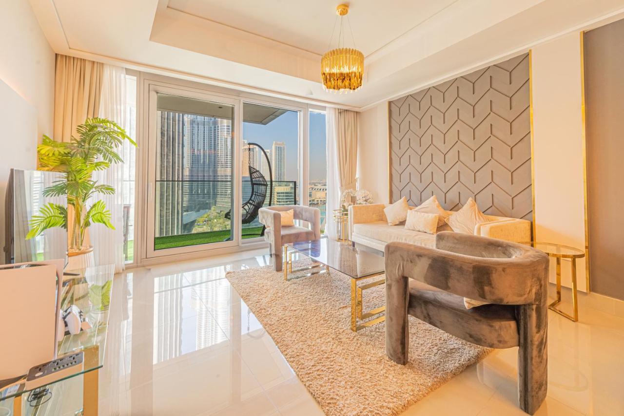 First Class 2br With Full Burj Khalifa And Fountain View Apartemen *