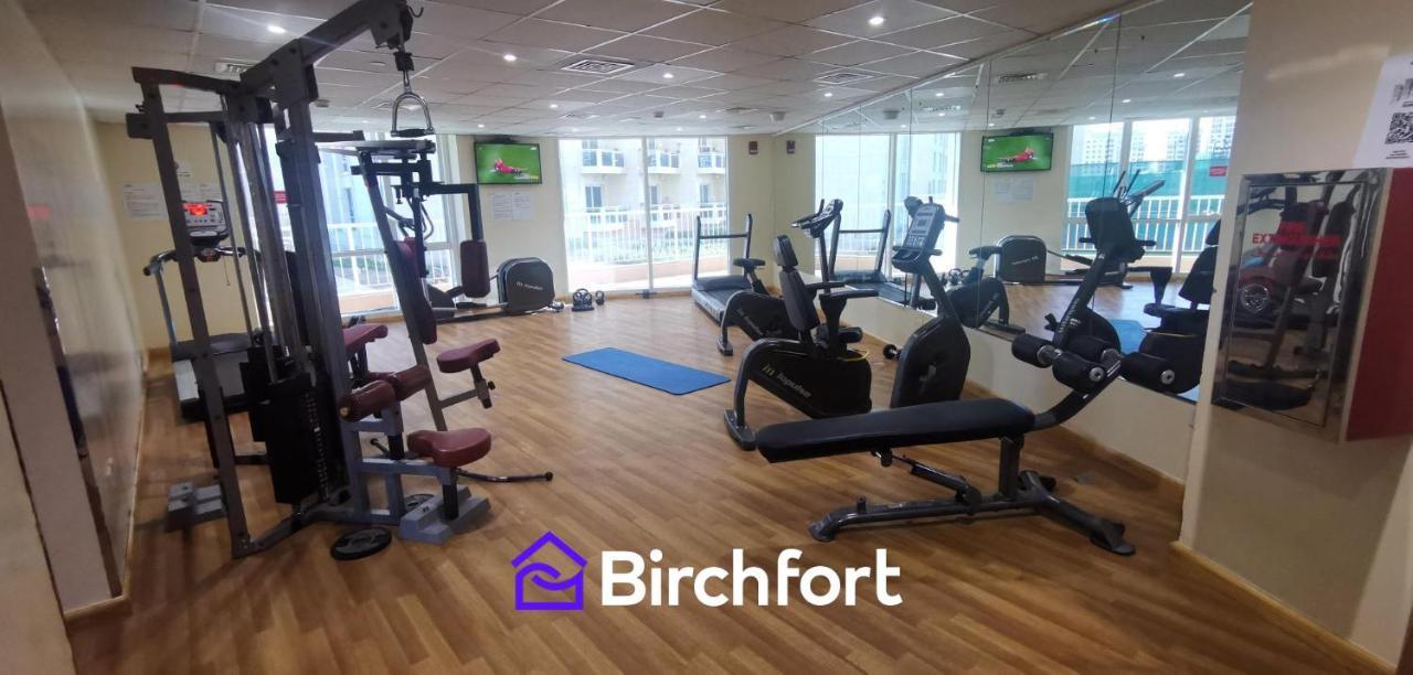 Birchfort - Newly Renovated Huge 2 Bedroom Apartamento *