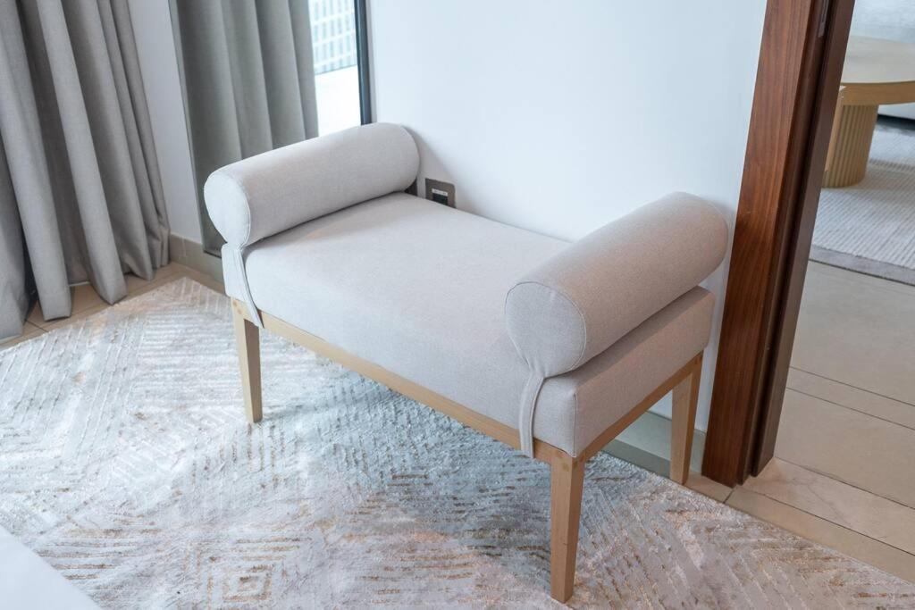 Chic Marina Gate With Japandi Interiors Dubaï