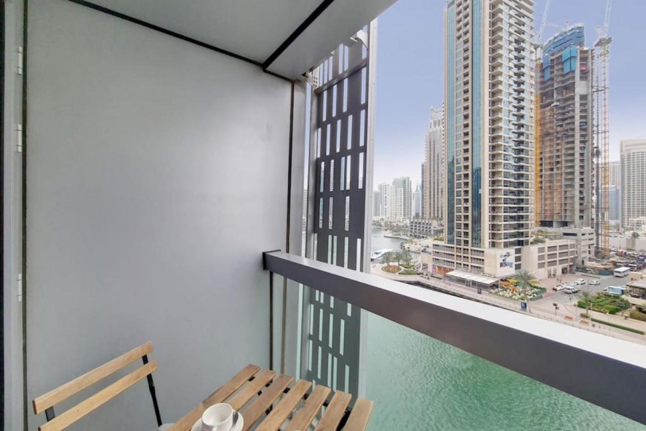Cayan Tower, Marina - Charming One Bedroom * Dubaï