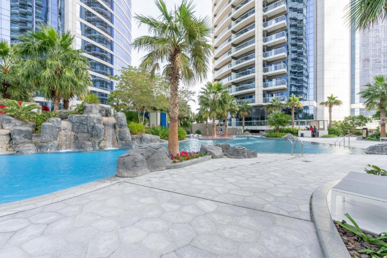 Globalstay Damac Towers By Paramount In Business Bay Apartemen Dubai