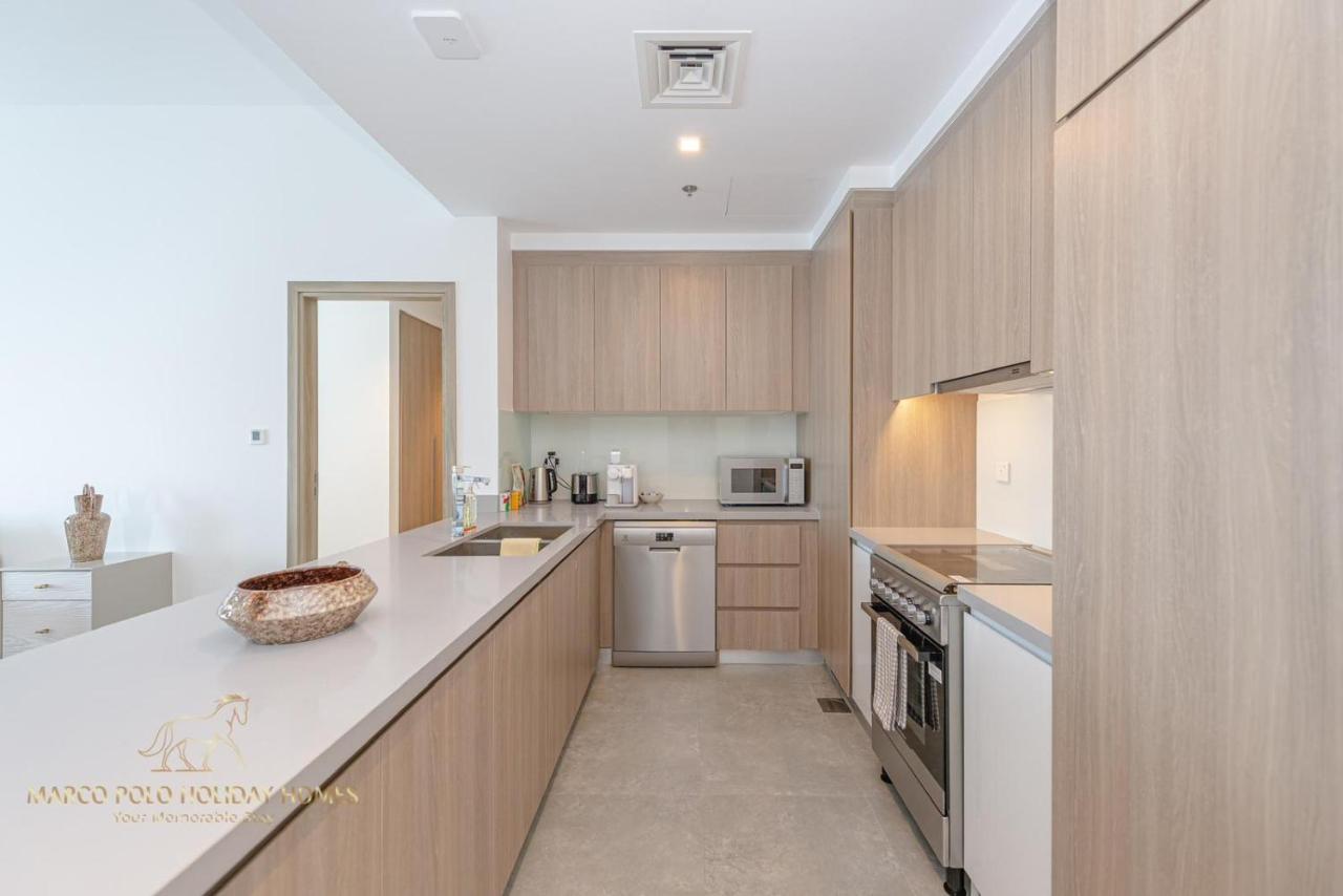 Marco Polo - Stunning 2 Bedroom With Marina Views, Huge Pool & Gym Dubái