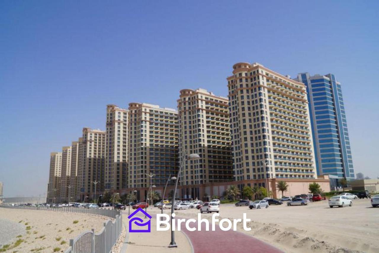 Birchfort - Newly Renovated Huge 2 Bedroom Apartamento