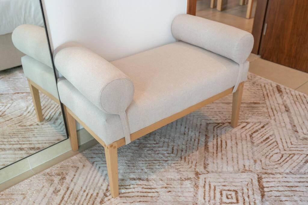 Chic Marina Gate With Japandi Interiors Dubaï