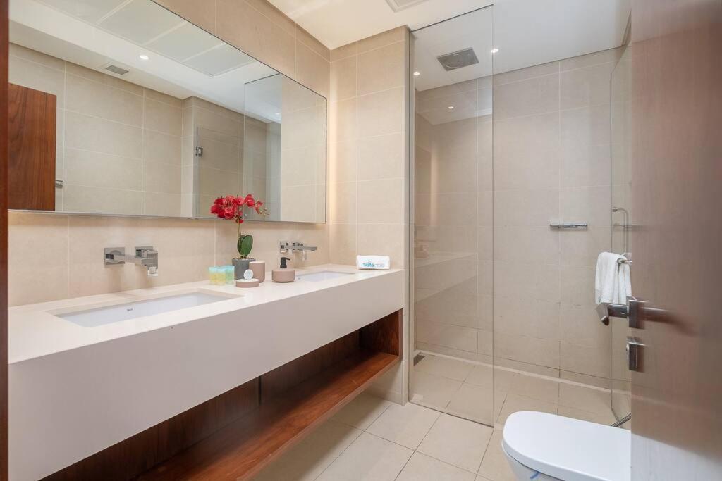 Chic Marina Gate With Japandi Interiors Appartement *