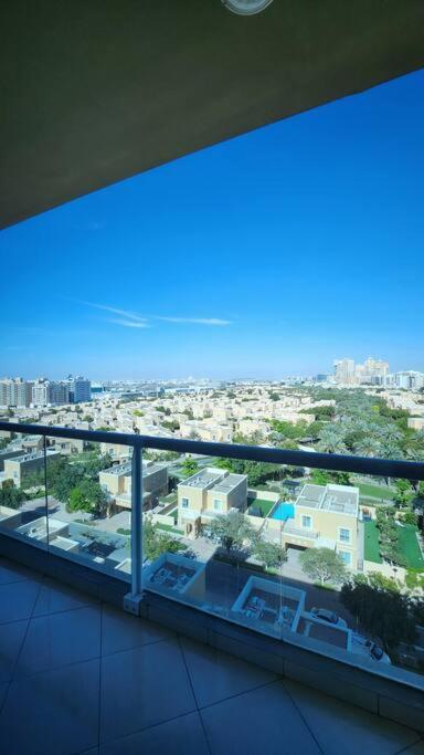 Upgraded 1 Bhk Silicon Oasis Short Or Long * Dubaï