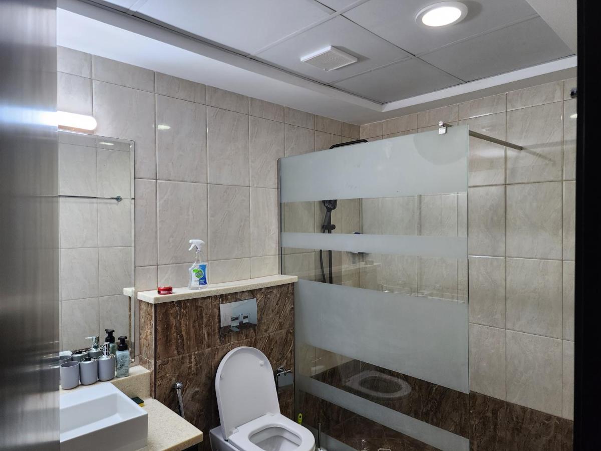 Upgraded 1 Bhk Silicon Oasis Short Or Long * Dubaï