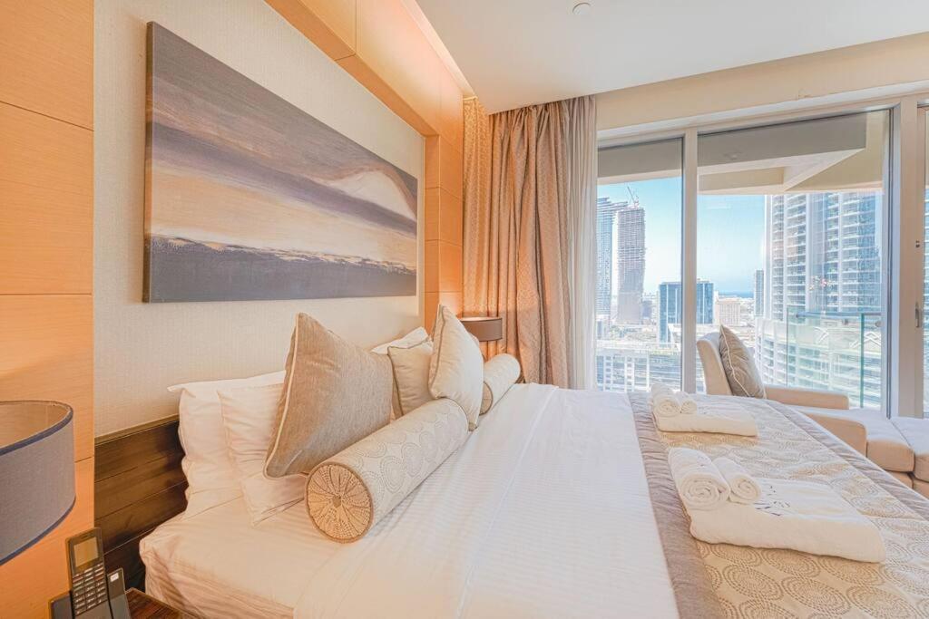 Classy At The Address Mall Apartment Dubai