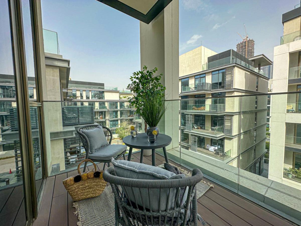 Higuests - Charming Retreat In Citywalk With Balcony And Pool Appartement Dubaï
