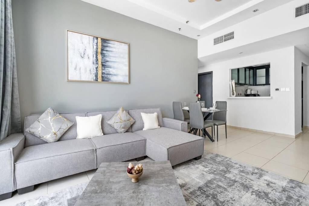 Stonetree - Skyview Tower 1 Bedroom - Location *