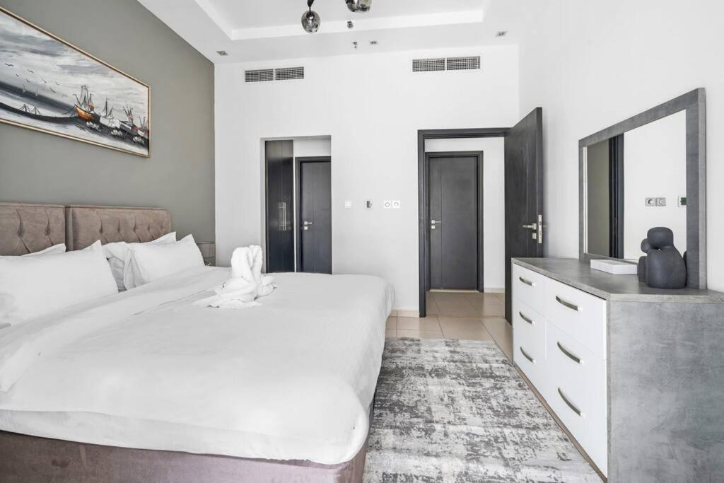 Stonetree - Skyview Tower 1 Bedroom - Location * Dubaï