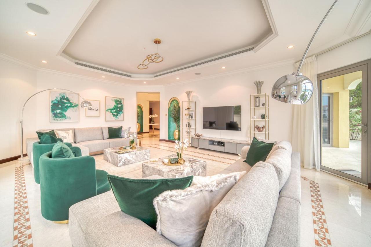 Frond E Villa, Palm Jumeirah - Mint Dubaï