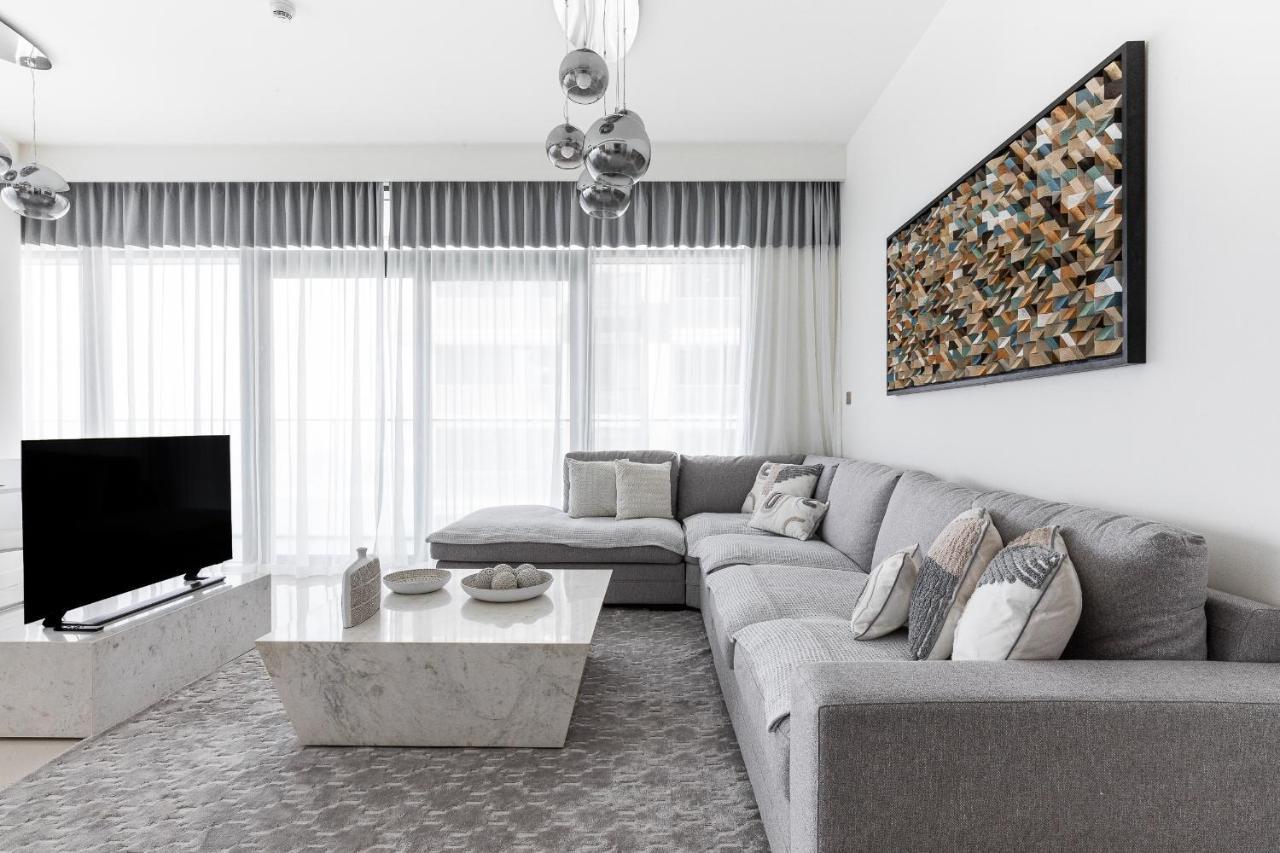 Apartamento Sea View With Private Access! 3br & Maid Rm