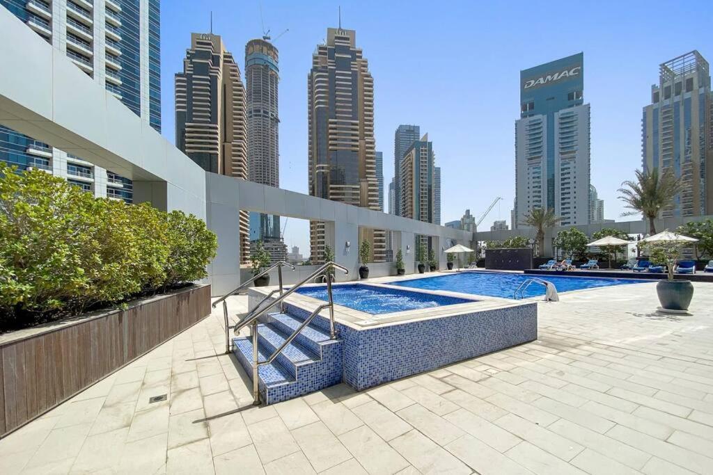 Stonetree - Skyview Tower 1 Bedroom - Location *