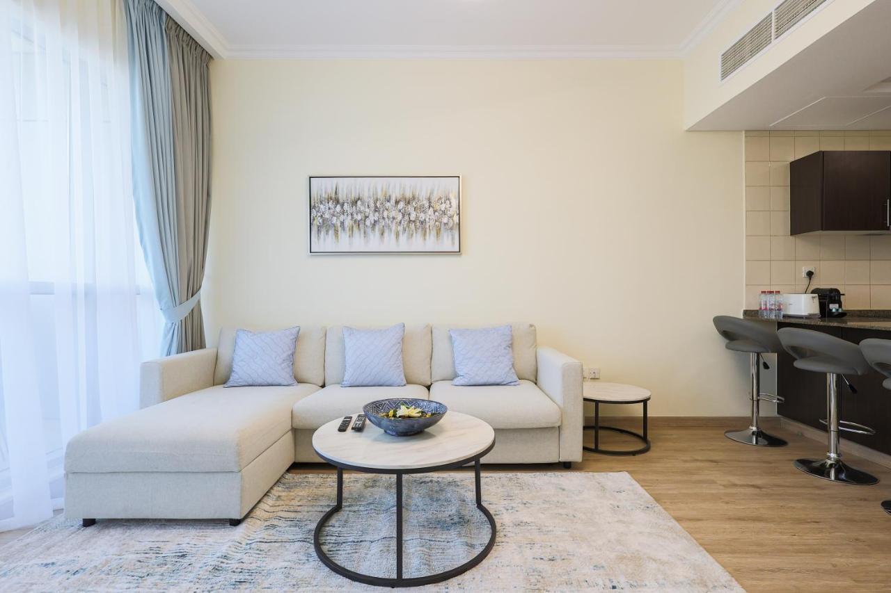 1 Bedroom With Beautiful View In Marina Dubái