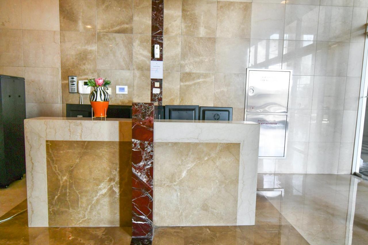 Scala Tower Chic With A Twist Appartement *
