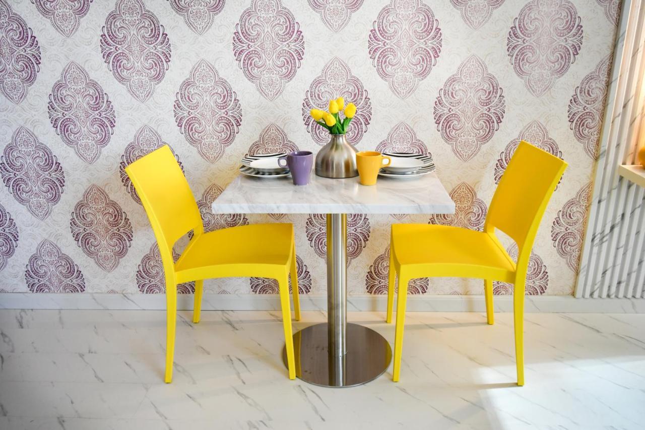 Scala Tower Chic With A Twist Appartement *
