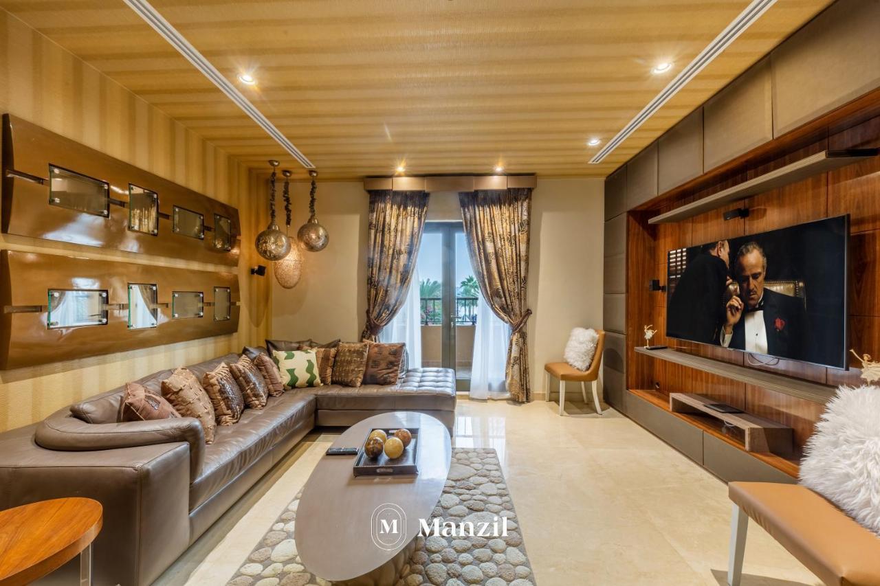 Villa Manzil - Ultra Luxury 6br Signature With Pool, Theatre And Beach Access In Palm Jumeirah Dubaï
