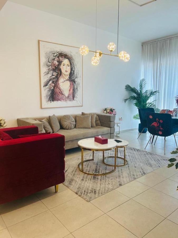 Apartament 1-bedroom Unit With Pool In Land Complex Al Ain Road