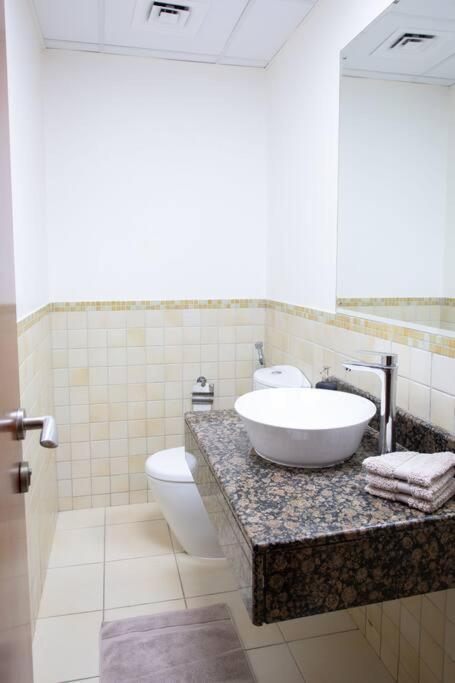 Massive 3/ 4 Bedroom In Centrum Of Jbr, Dubai! * Dubai