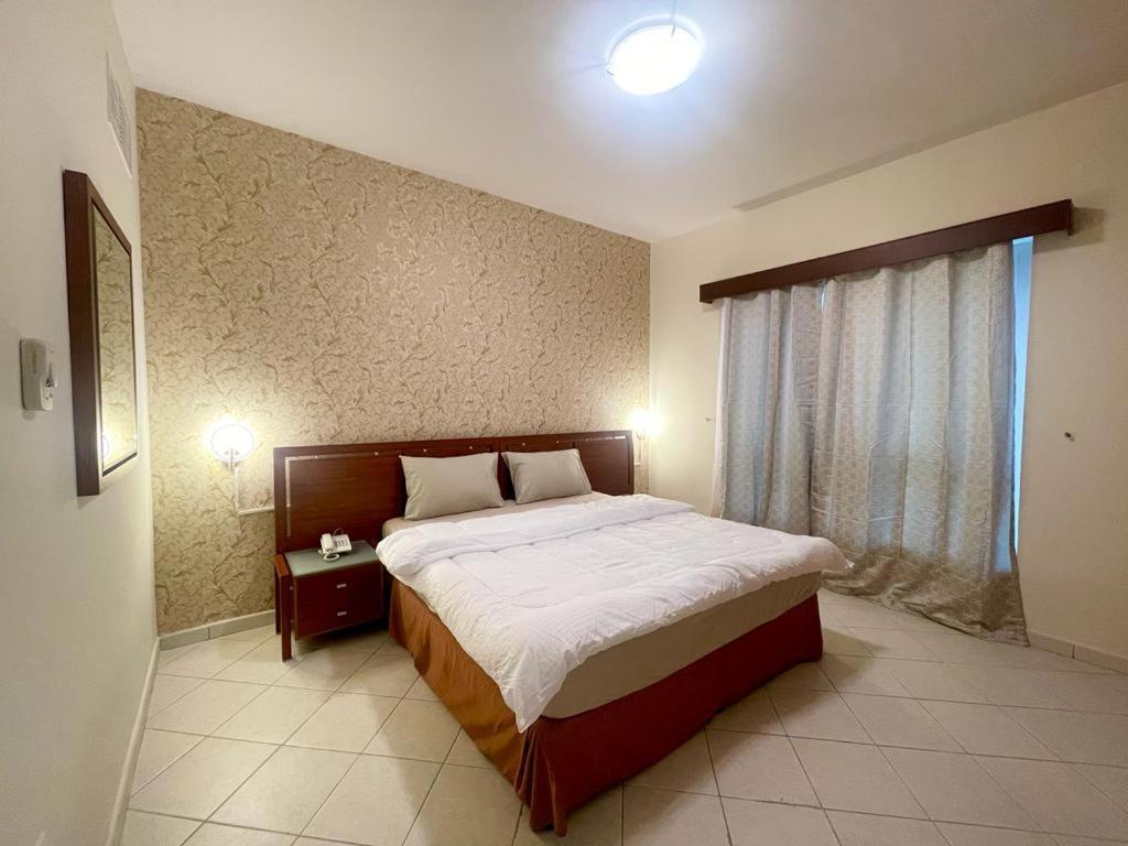 Appartement Lovely 2br Al Deyafa Dubaï