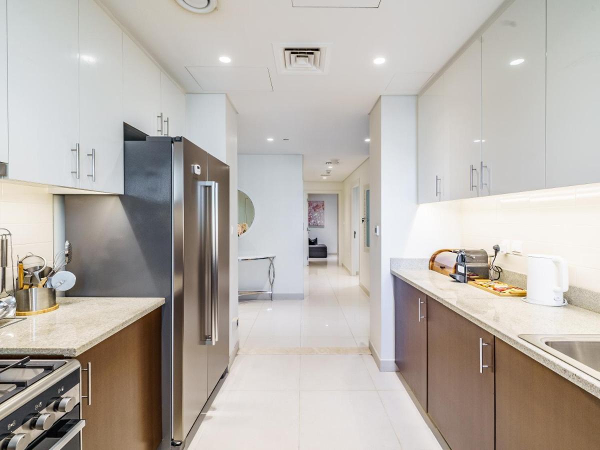 Classy 2br In Boulevard Crescent - Downtown Appartement Dubai