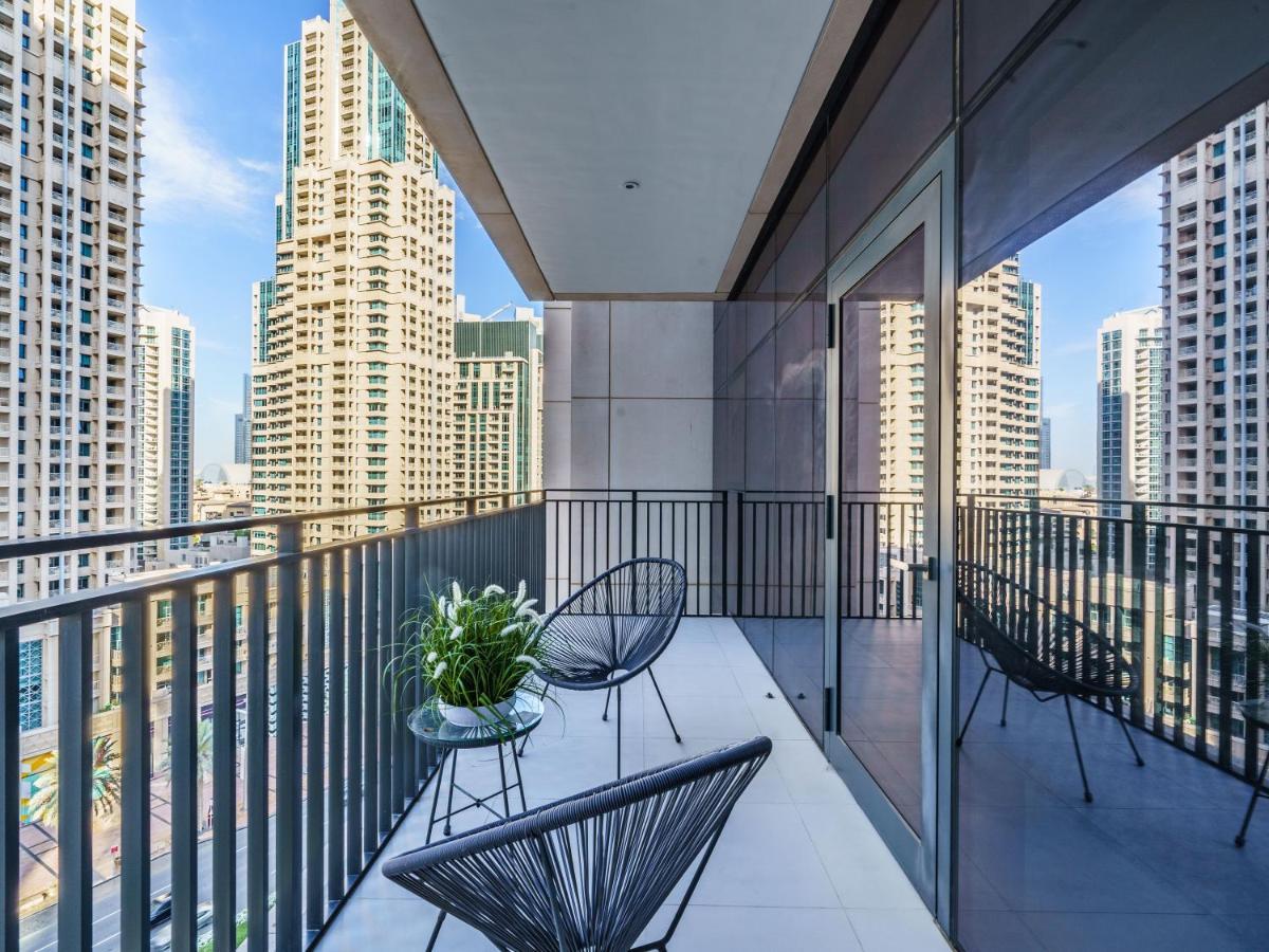 Classy 2br In Boulevard Crescent - Downtown Appartement Dubai