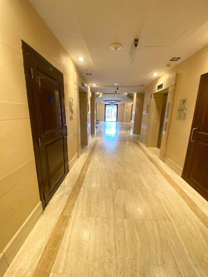 Charming Spacious In The Heart Of Jbr By Sweet Homes Case de vacanță