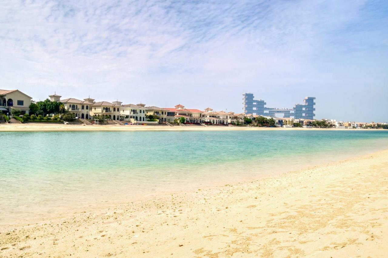 Frond E Villa, Palm Jumeirah - Mint * Dubaï