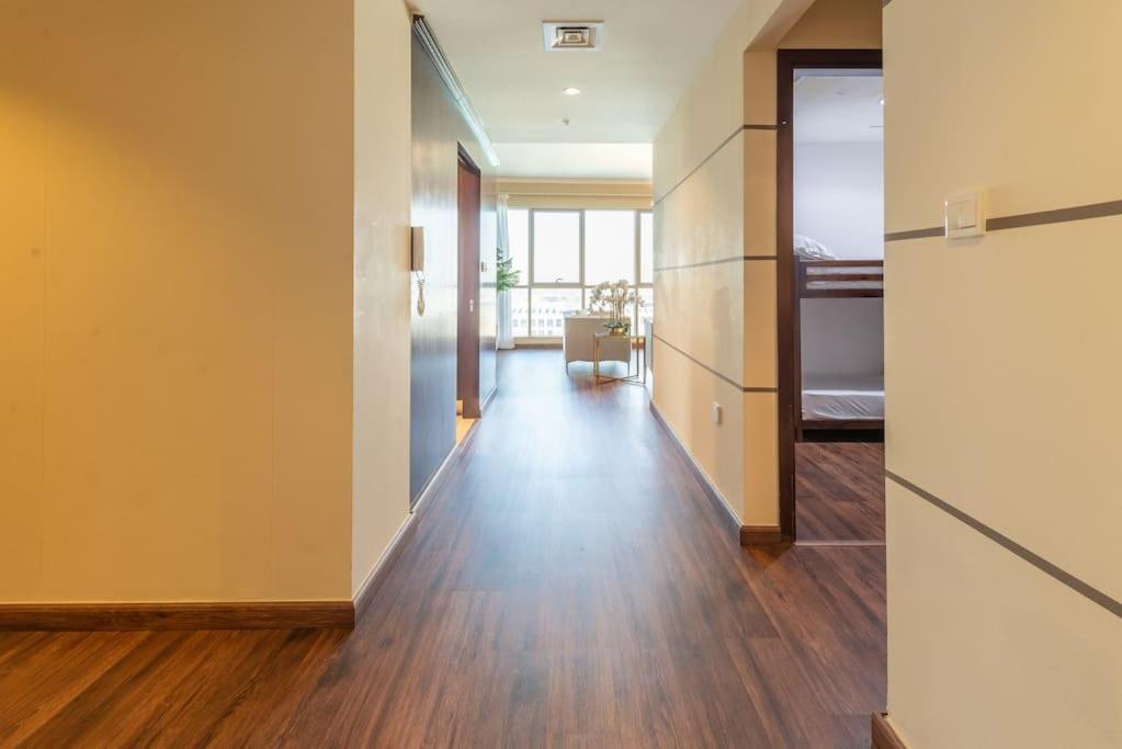First Class 3br With Full Burj Khalifa View Apartment Dubai