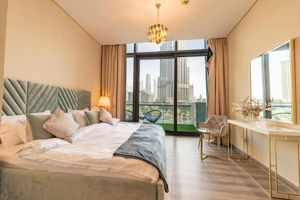 First Class 2br With Full Burj Khalifa And Fountain View Lägenhet