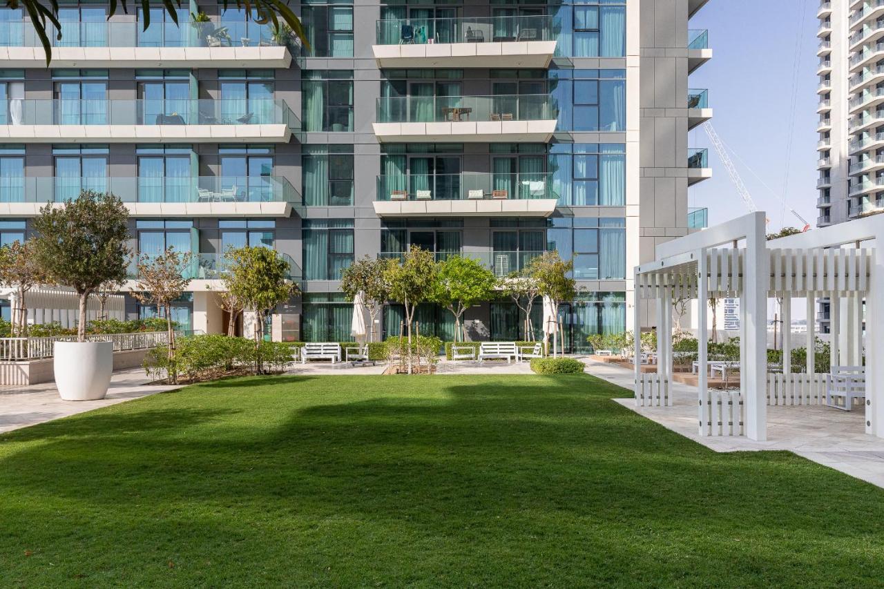Apartamento Sea View With Private Access! 3br & Maid Rm *