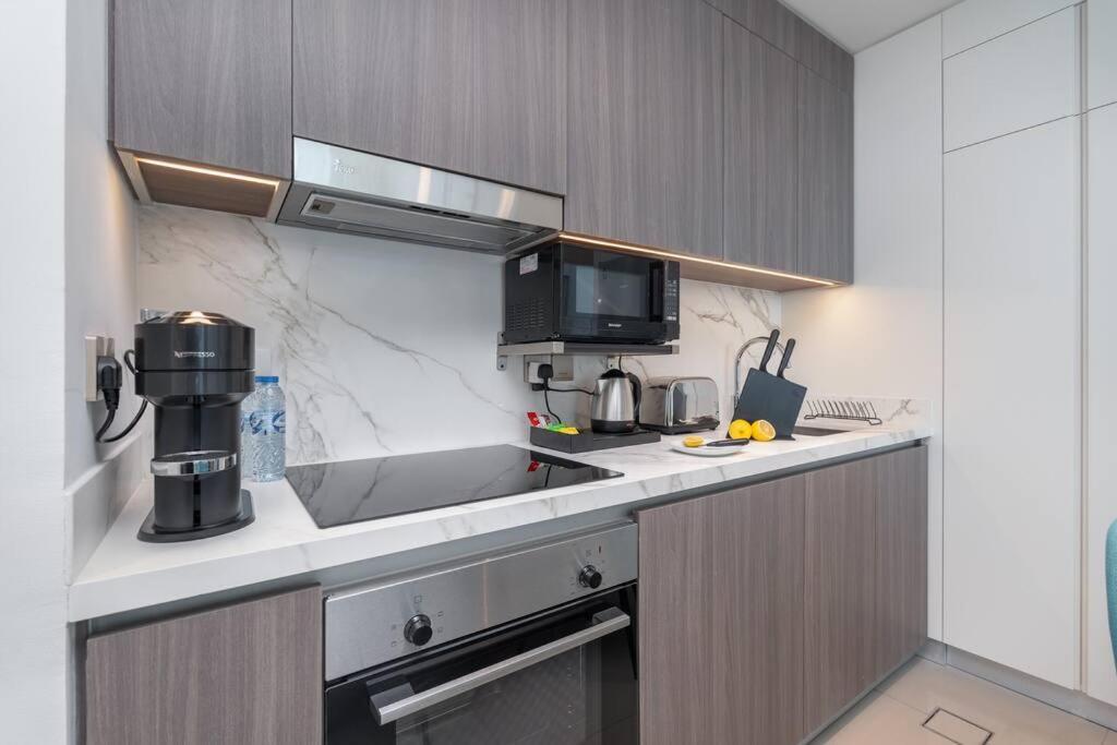 Apartment Vogue Beachfront - Palm Views & Private *
