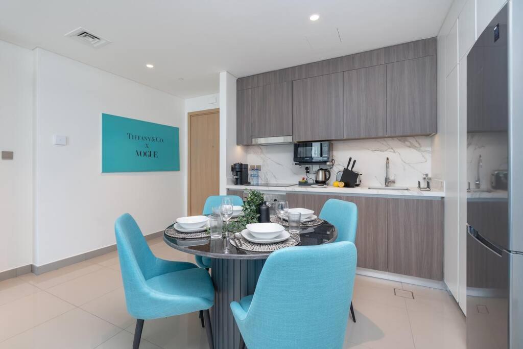Apartment Vogue Beachfront - Palm Views & Private *