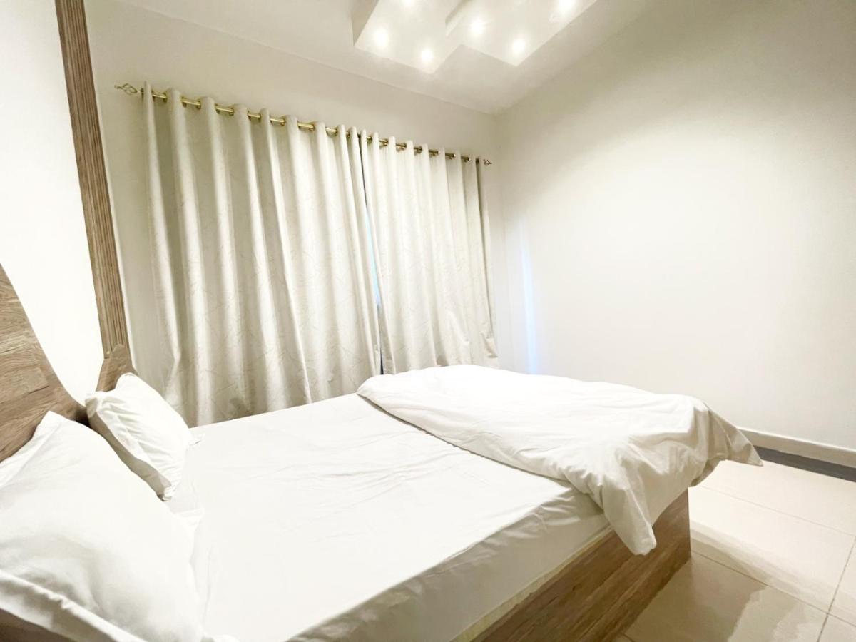 Apartemen Zenith Smart - Zenith Tower A1 Dubai
