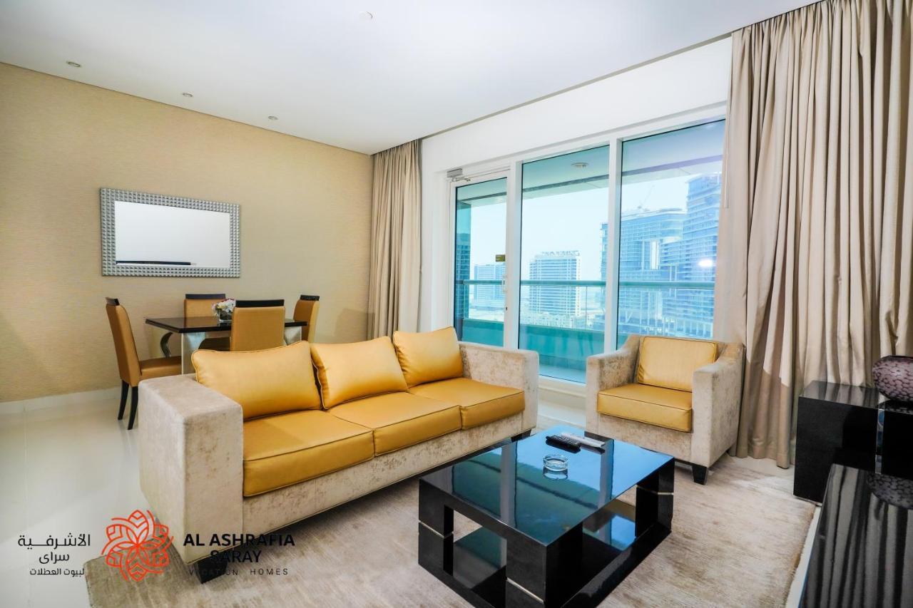Apartamento Alashrafia Saray - Superb 1 Bedroom In Canal Views Dubái