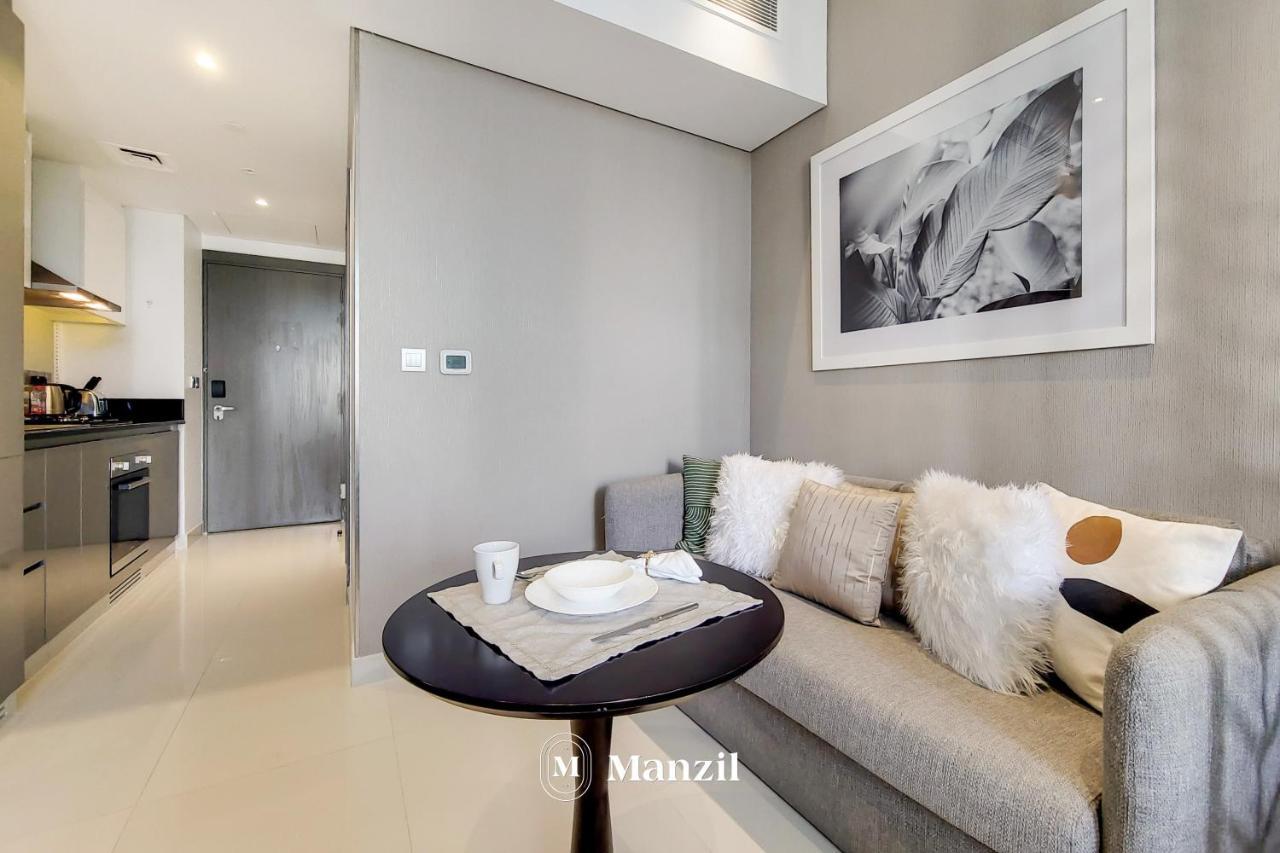 Maison Prive, Luxury With Waterfront View, Business Bay By Manzil Dubai