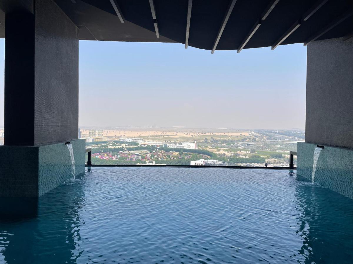 Luxury 1 Bedroom In Miraclz Tower By Danube Properties Apartamento *