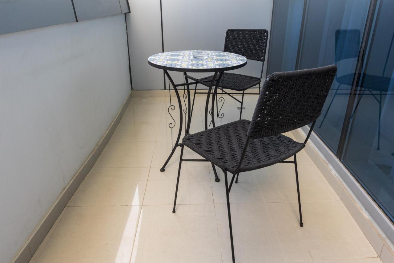 1 Bedroom With Beautiful View In Marina * Dubái