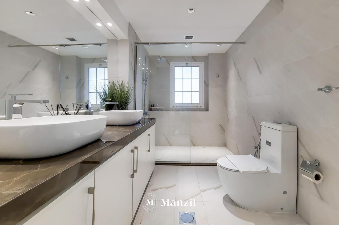 Apartment Al Bateen Residences, Luxury With Private Beach Access In Jbr By Manzil Dubai