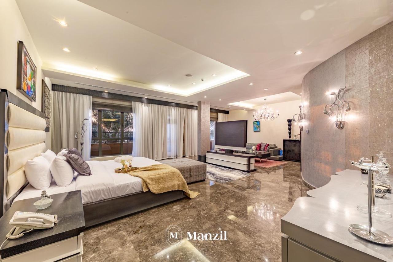 Manzil - Ultra Luxury 6br Signature With Pool, Theatre And Beach Access In Palm Jumeirah *