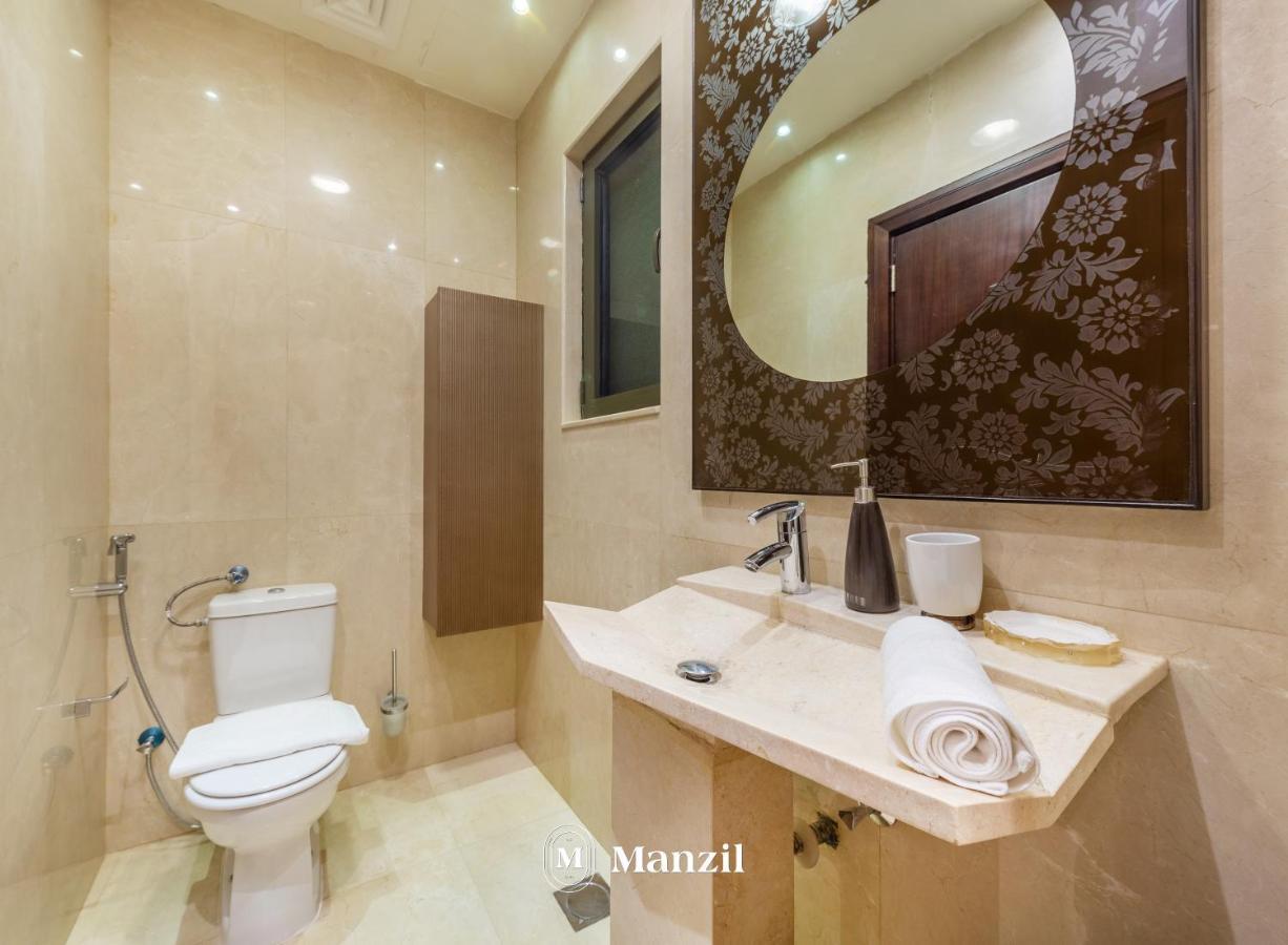 Manzil - Ultra Luxury 6br Signature With Pool, Theatre And Beach Access In Palm Jumeirah Villa Dubaï