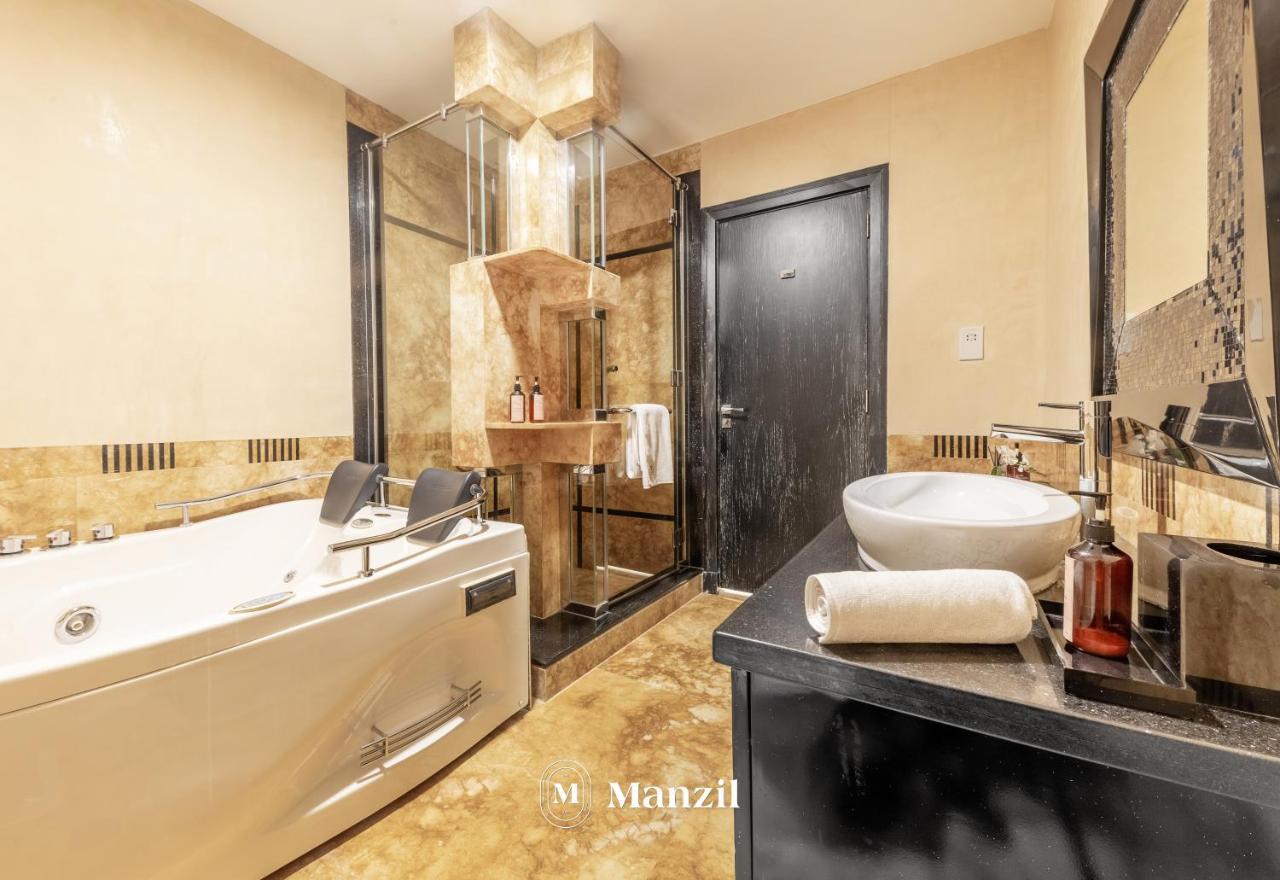 Manzil - Ultra Luxury 6br Signature With Pool, Theatre And Beach Access In Palm Jumeirah Dubaï