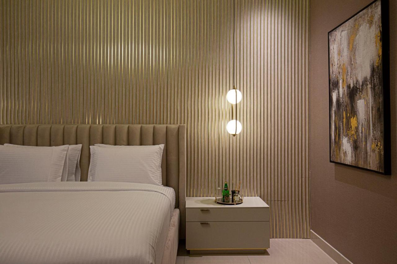 Luxury Oasis 2 Bed In Downtown 7 Mins To Mall Dubái