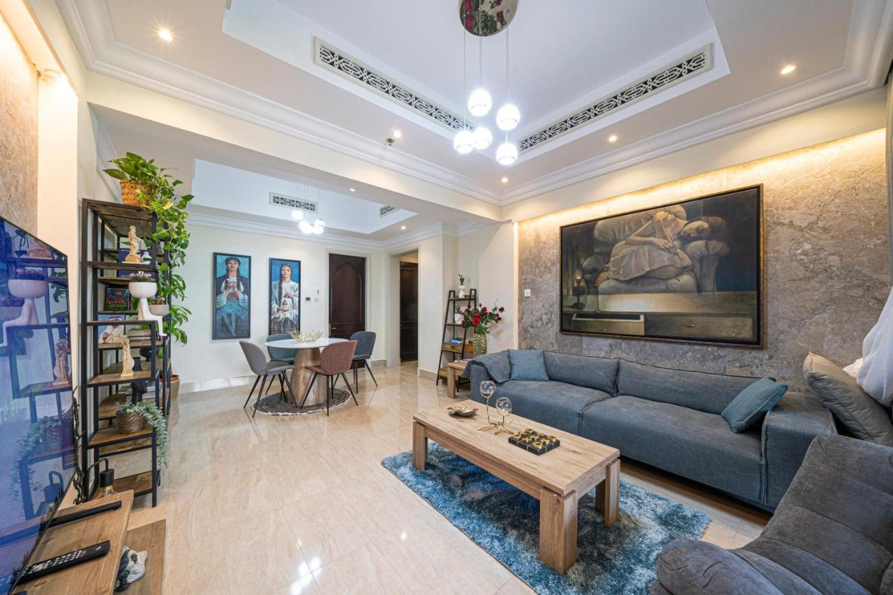 Artsy One Bed -5mins To Mall, Burjkhalifa Dubaï