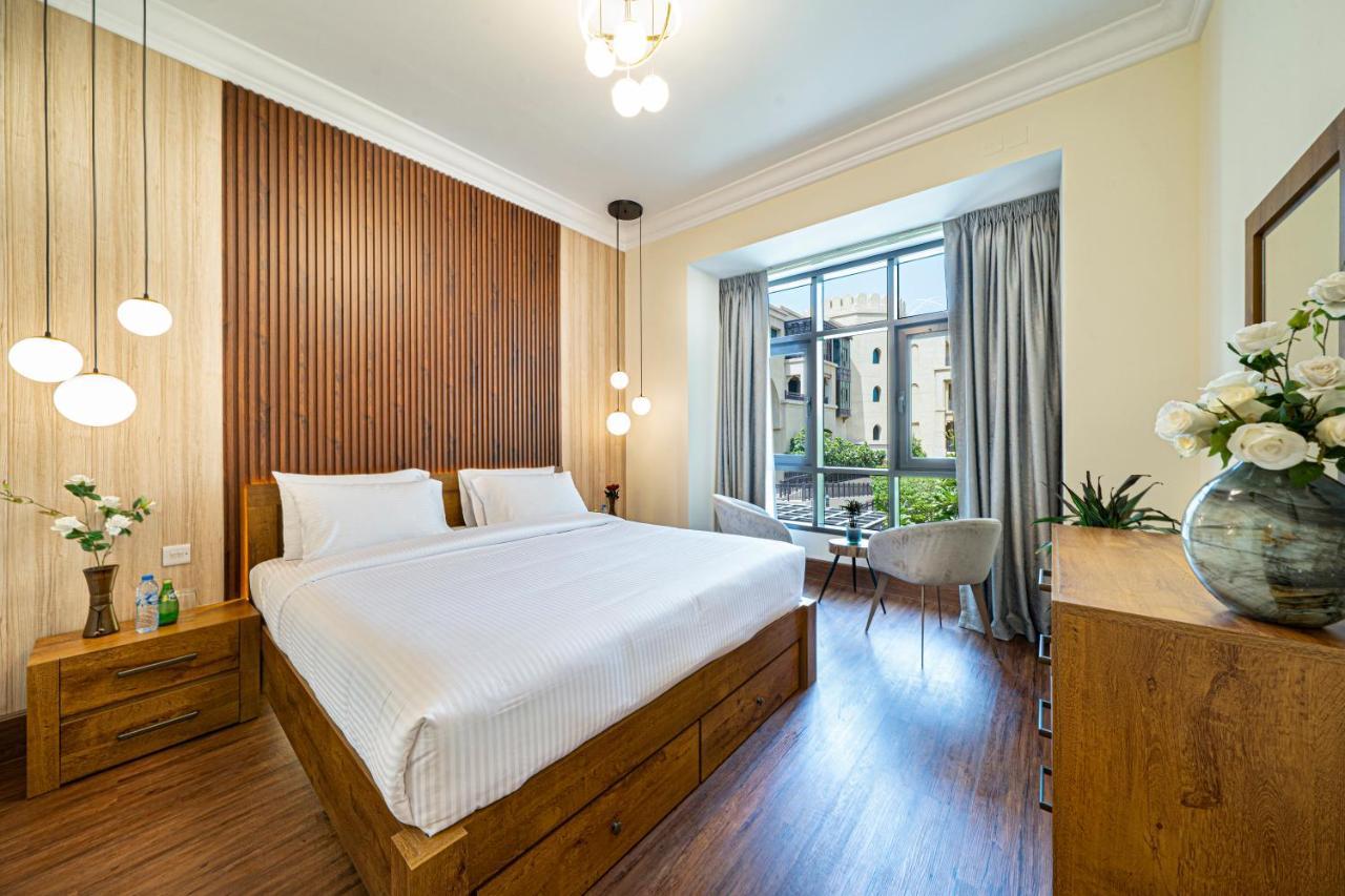 Artsy One Bed -5mins To Mall, Burjkhalifa Appartement