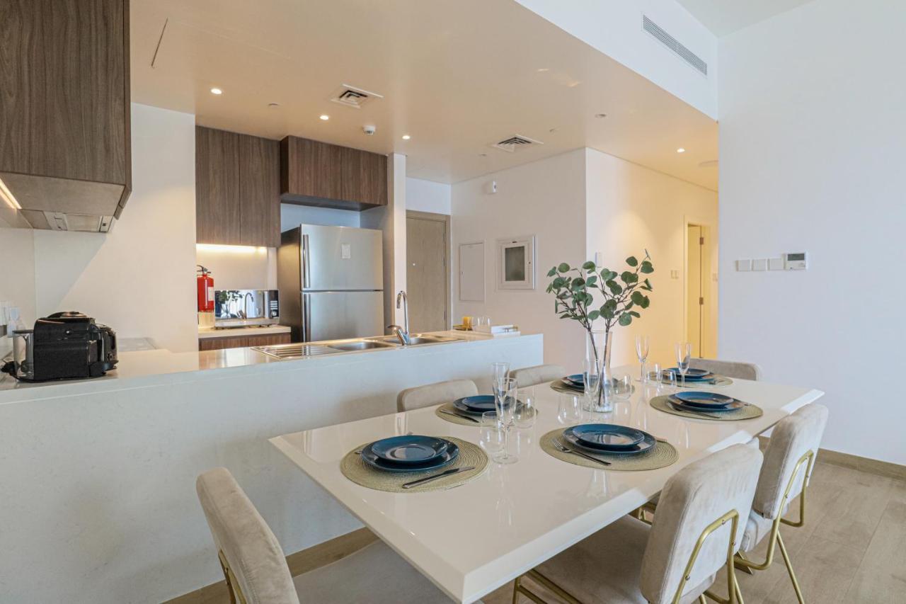 Higuests - Wake Up Facing The Sea In Luxury Retreat Lägenhet Dubai