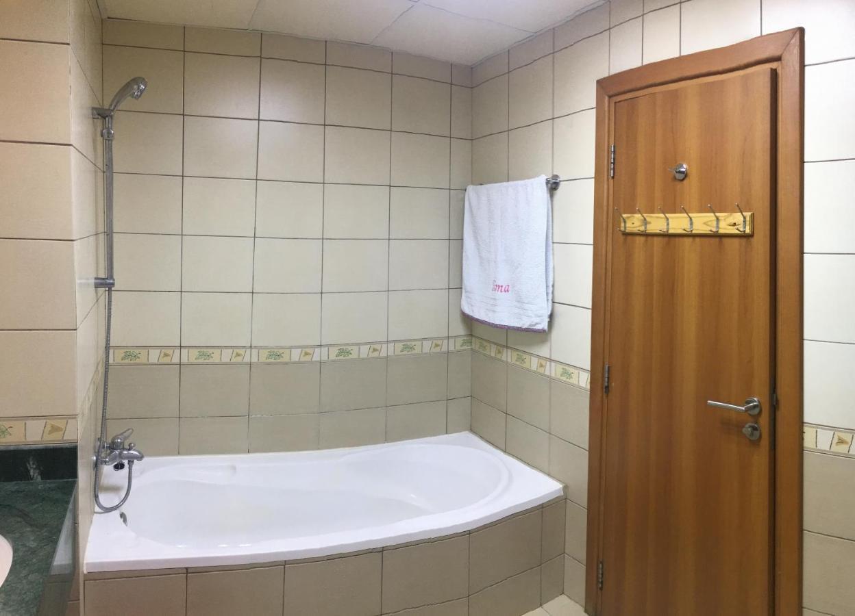 Apartment Octavius Home, Large 2 Bedroom Near Global Village & Outlet Mall Dubai