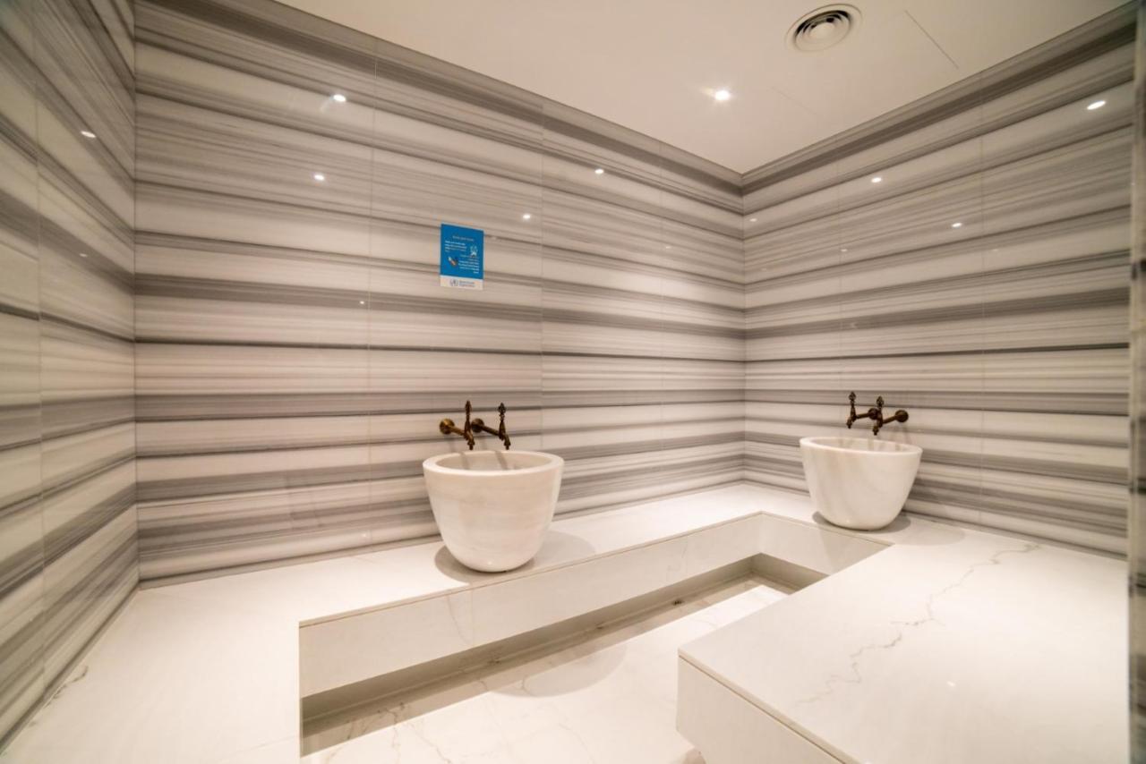 Vacay Lettings - Burj Khalifa & Canal View At Damac Prive *