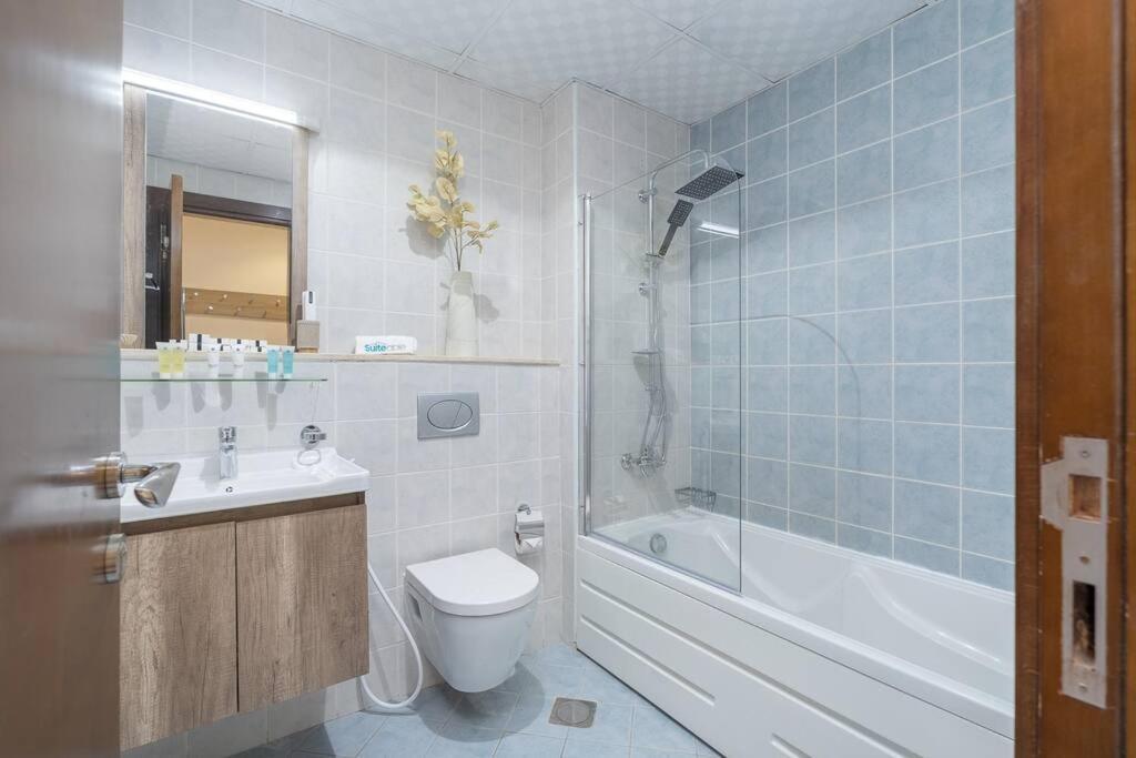 High-floor Studio With Panoramic Marina Views *